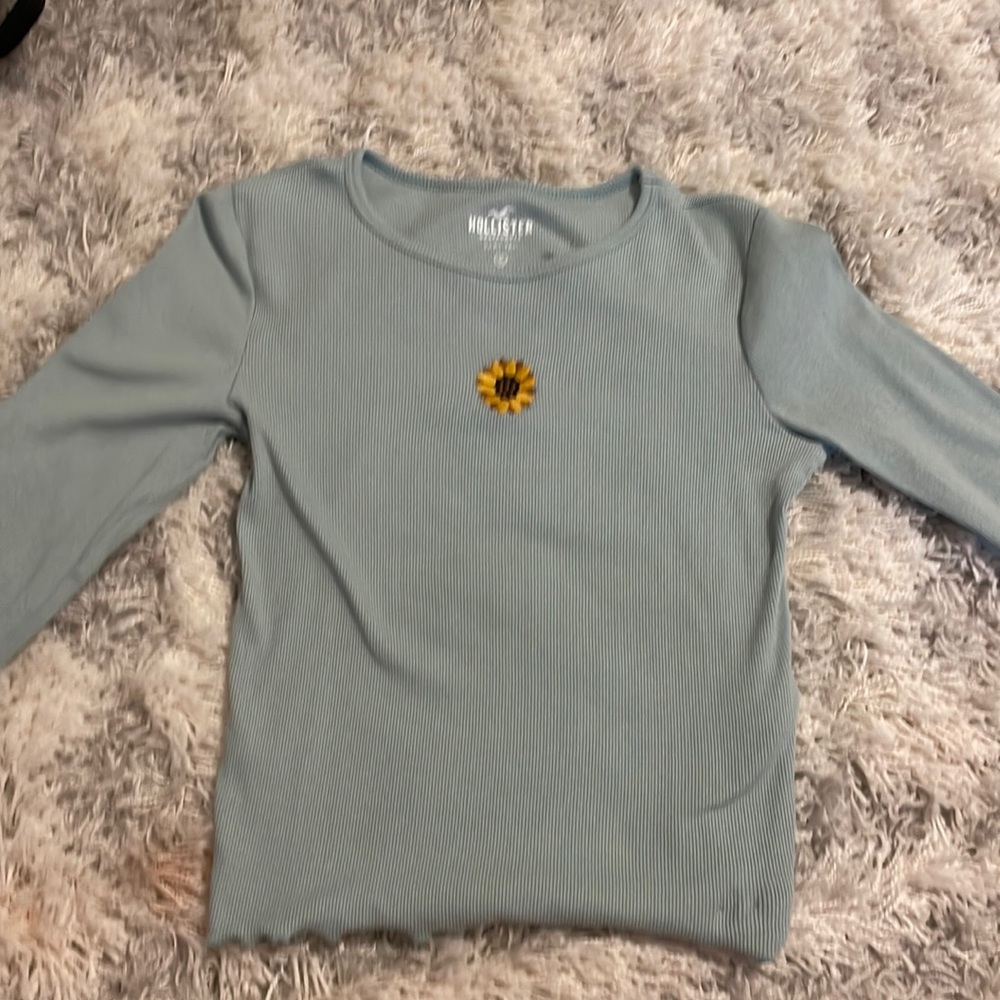 Hollister long sleeve baby tee